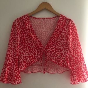 Long float sleeve red floral tie up crop top